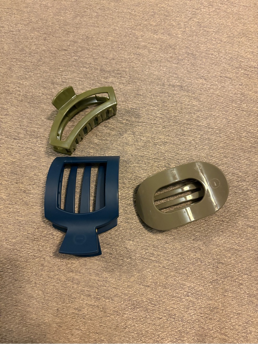 Stylish Olive Green & Navy Hair Clip Set for Women